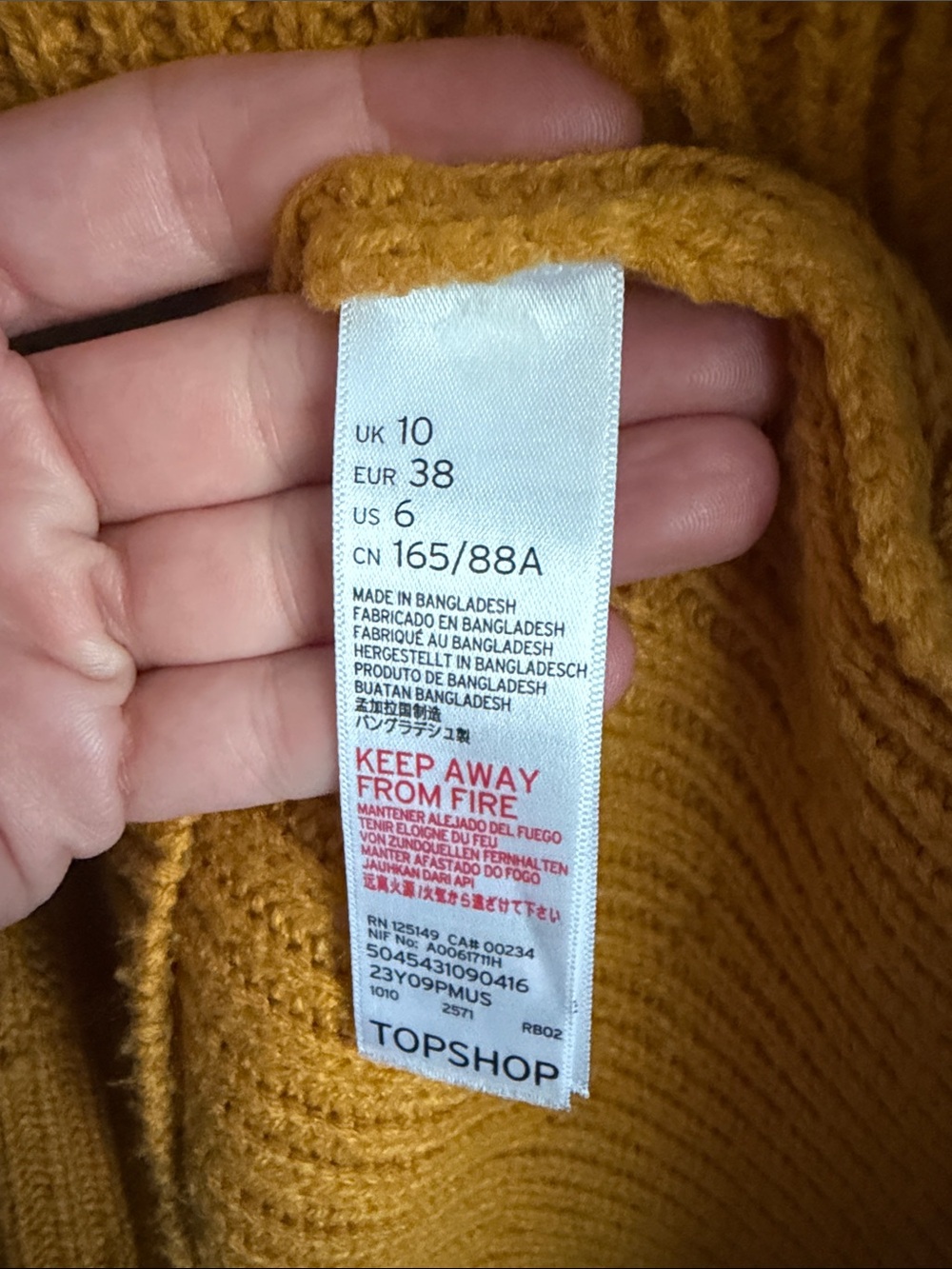 Topshop Mustard Cable Knit Sweater Size US 6 Chunky Crewneck - Picture 6 of 7